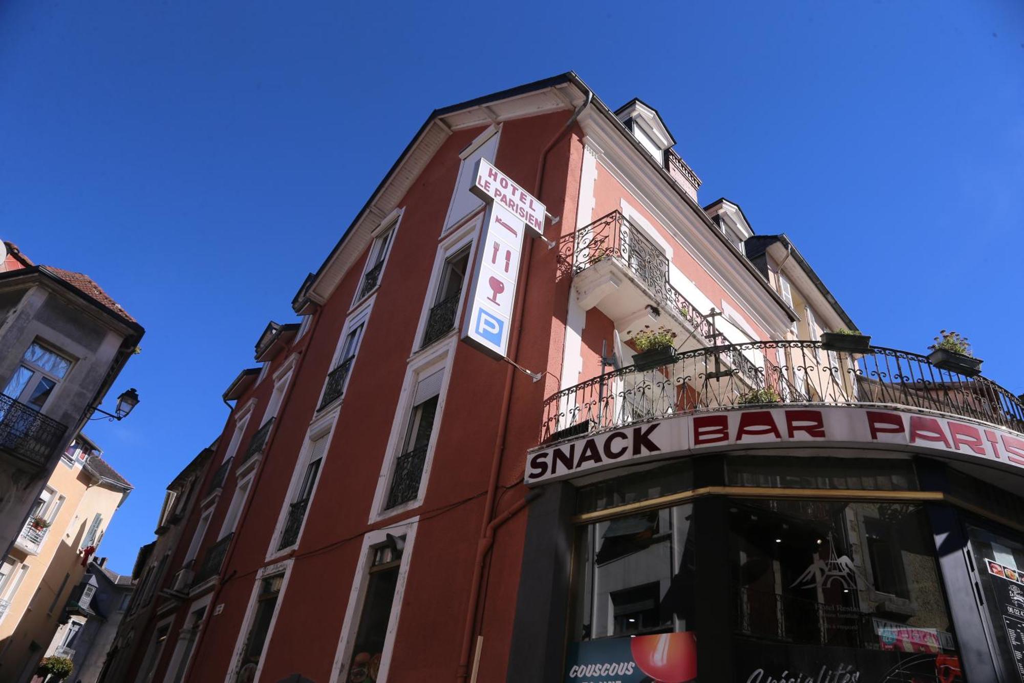 Hotel Restaurant Le Parisien ลูร์ด ภายนอก รูปภาพ